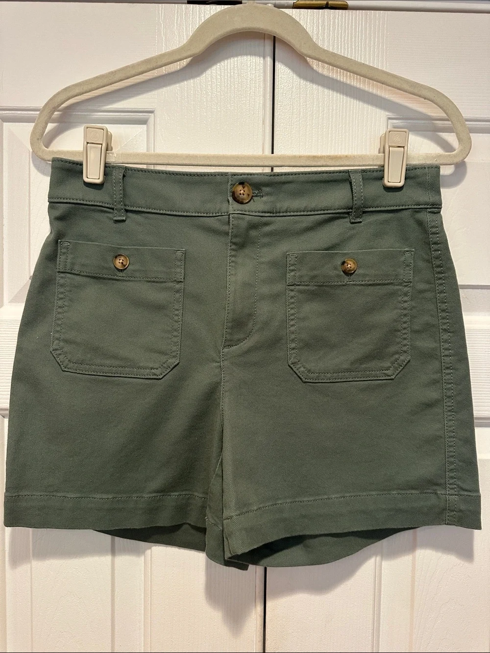 LOFT “The Palmer Short” High Rise Olive Green Women's Utility Shorts size 2